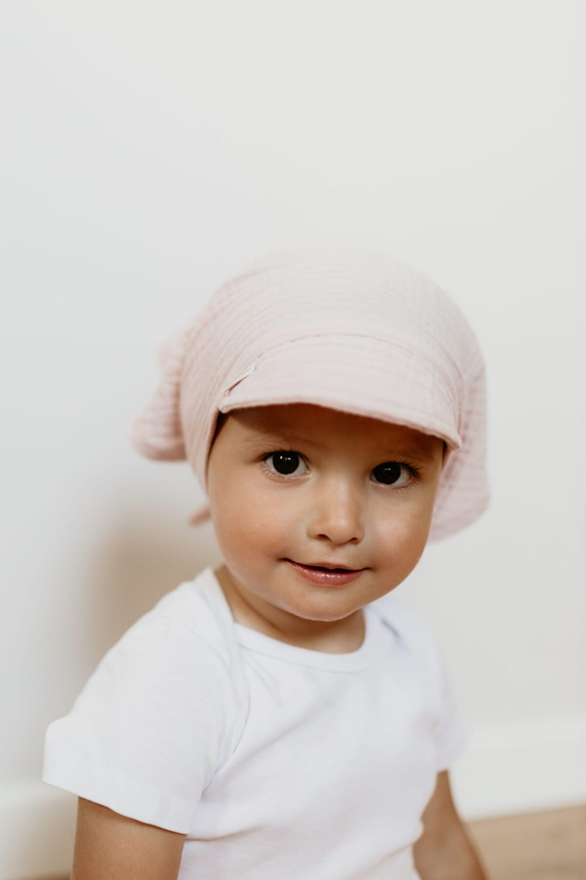 Muslin Sun Hat Lifestyle 1 1