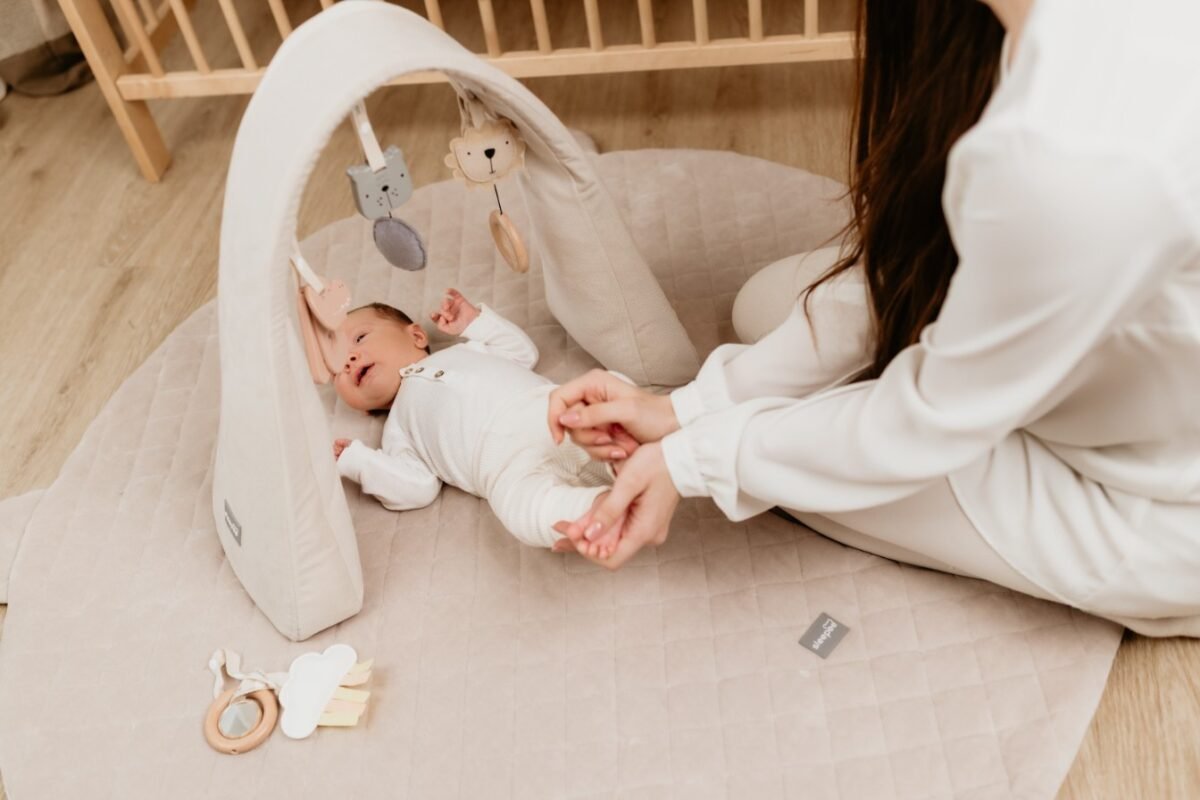 Adjustable Toy Arch with Sounds Pink – Bild 5